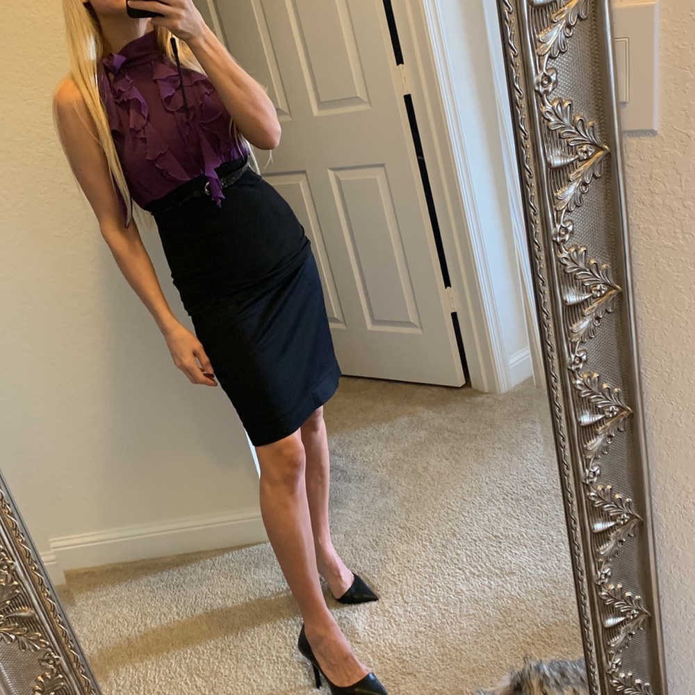 Small ruffle halter top Purple and black